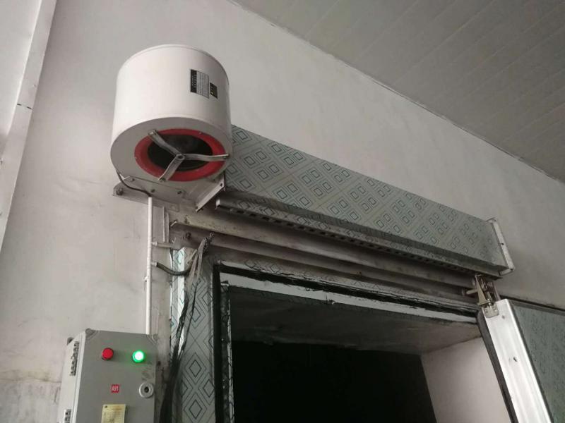 為什么冷庫(kù)門口要安裝風(fēng)幕機(jī)？風(fēng)幕機(jī)具有多重實(shí)用價(jià)值